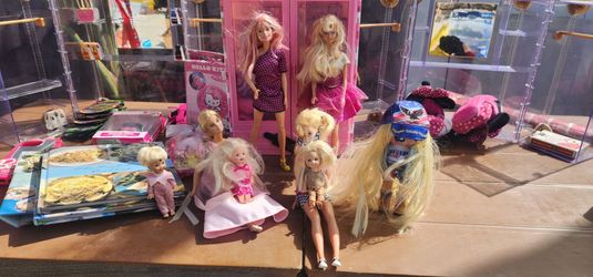 Barbie Dolls & Accessories 🪆👚👒