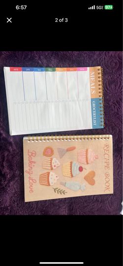 2 notebooks