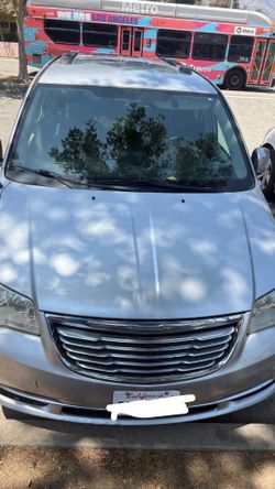 2012 Chrysler Town & Country