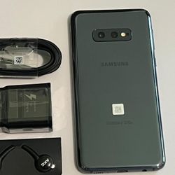 Samsung Galaxy S10e  , Unlocked   for all Company Carrier ,  Excellent Condition  Like New