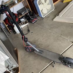 Roinside e scooter with charger