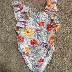 Girls swim suit 10/12 