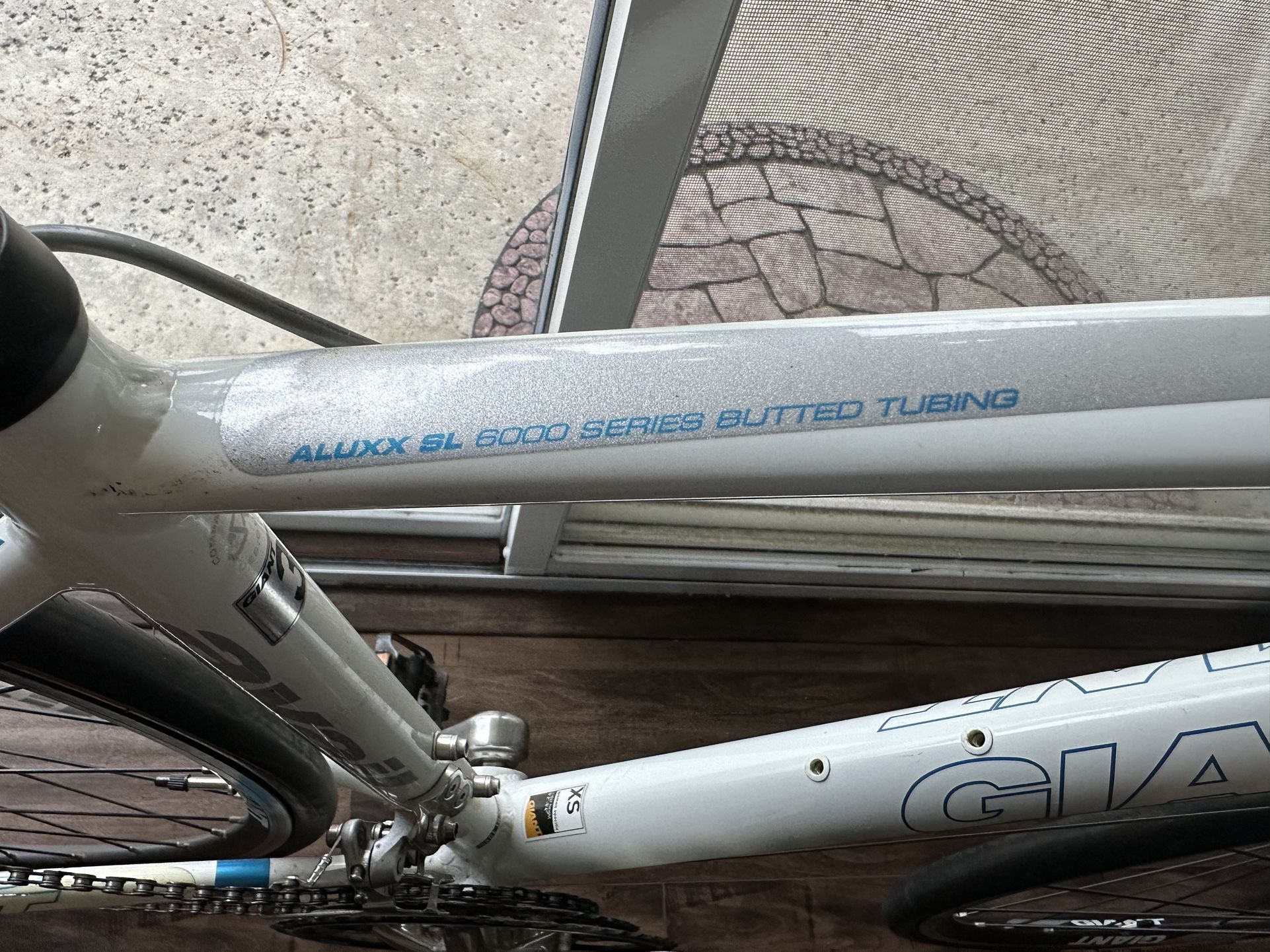 Giant Road Cycling Bike Aluxx SL 6000 Series Butted Tubing for Sale in Corona CA OfferUp