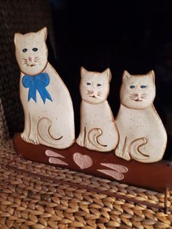 Folk Art Rack with Bar