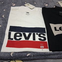 2 Levi's Men's T Shirts