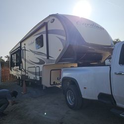RV, FIFTH WHEEL,  GOOSENECK TOWING. 