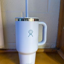 Hydroflask Water Bottle