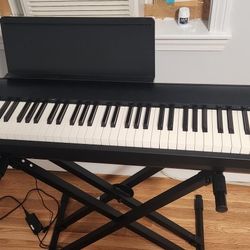 Roland FP30x 88-Key Keyboard + Stand