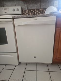 Kenmore ivory dishwasher
