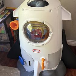 Little Tikes Spaceship