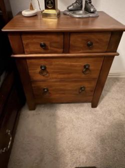 King bed with 6 drawer storage in bed, 2 nightstands