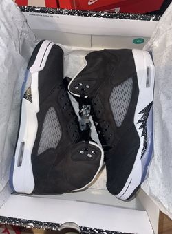 Air Jordan Retro 5 Oreo/Moonlight Size 9