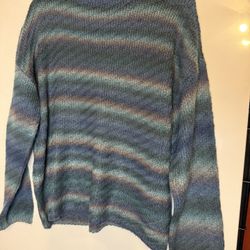 New Democracy Women’s Large Lightweight Sweater 