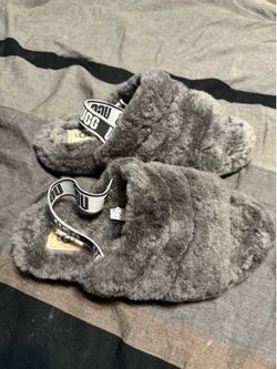 UGG slippers women’s size 8