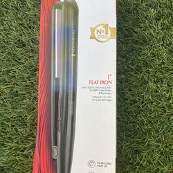 REMINGTON FLAT IRON