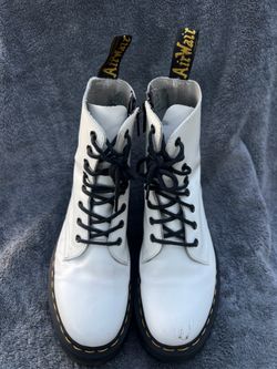 Dr. Marten Boots