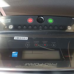 Like New Proform Cadence Wlt Treadmill 
