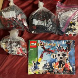 LEGO 7093 Castle Skeleton Tower Retired Set