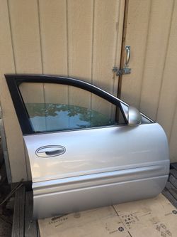 Buick Lesabre Front Door Assembly