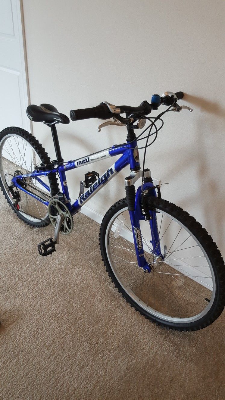 Raleigh Aluminum Mountain Sport Bike