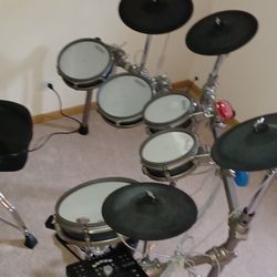 Electric Drums/ Double Bass/amp
