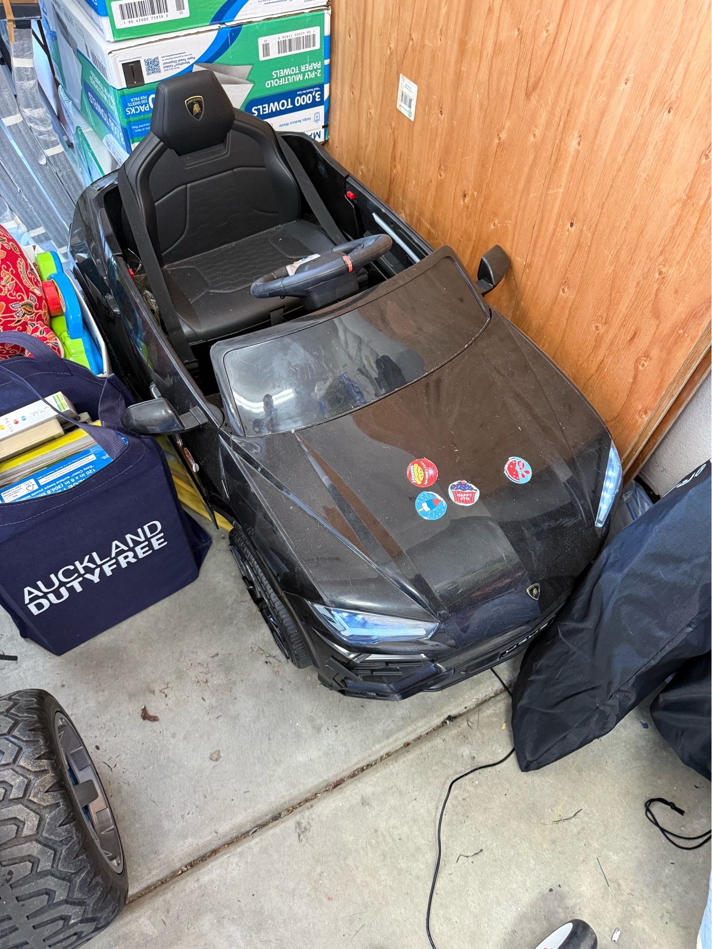 Kids, Lamborghini car come with remote