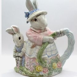 Vintage, Fritz and Floyd Hand Panted Rabbit Tea Kettle 