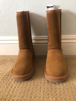 NEW Uggs by Koolaburra