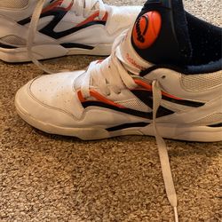 'The Pump': Pumps Retro Basketball Shoes (Men's Size 9.5) for Sale Reading, - OfferUp