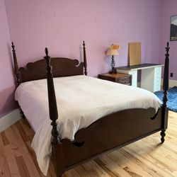 Vintage Antique Wooden 4 Poster Bed Frame
