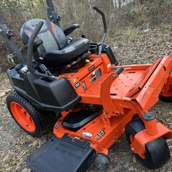 2023 Kubota Zero Turn Mower