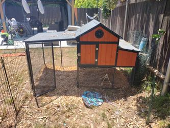 Chicken coop with accessories