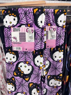 Hello Kitty Halloween Cat Blanket