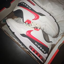 NIKE AIR MAX LTD 3 (Size 11)