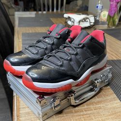 Jorda 11 Low Bred (2015)