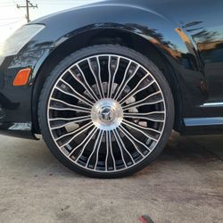 22 " New Staggerd Wheels & New Tires For MERCEDES BENZ S550/580