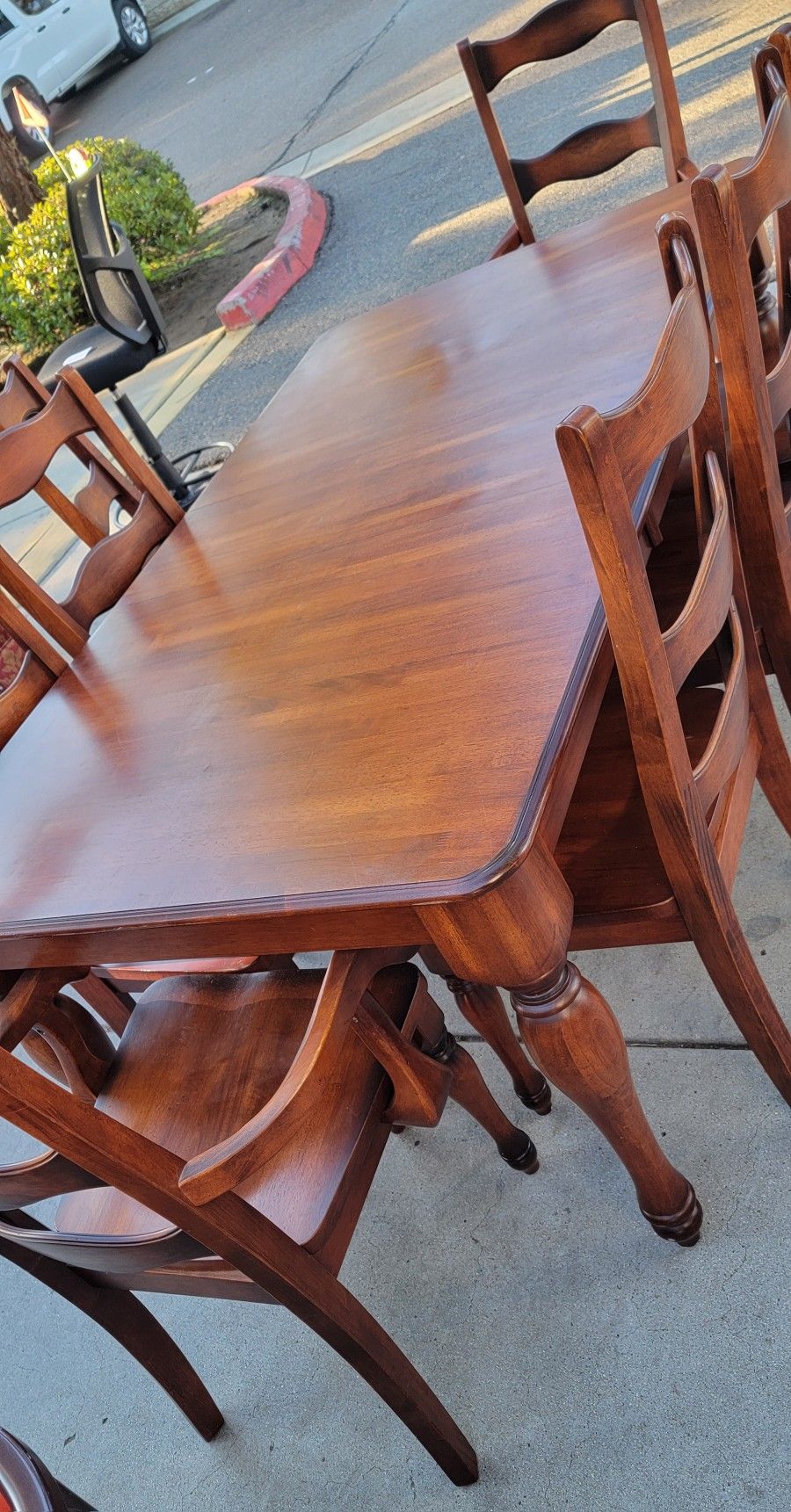 SOLID OAK DINING TABLE SET WITH 8 CHAIRS