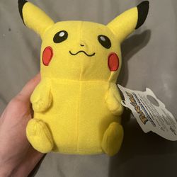 Pikachu Pokemon Plushy 8”