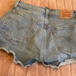 Levi’s Jean Shorts Size 27