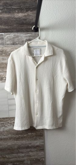 White Textured Short Sleeve Button-Up Shirt