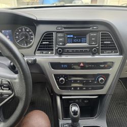 Silver 2015 Hyundai Sonata Se 