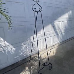 Big Beautiful Easel Stand 