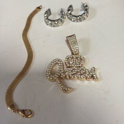 Ladies Or Young Ladies Bundle Accessories 