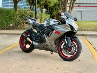 2018 SUZUKI GSX-R600L8