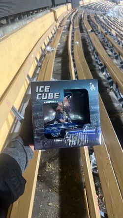 Dodgers Ice cube bobblehead 2026 BACK2BACK