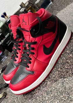 Air Jordan 1 size 11.5 men’s I’m used 2 times only I paid $139 new