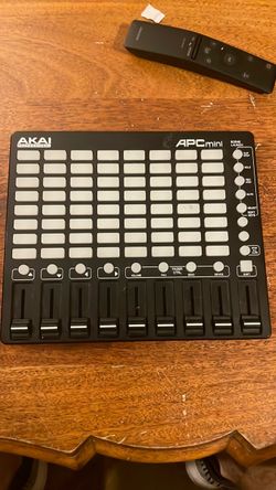 Akai Professional APC Mini MIDI Controller