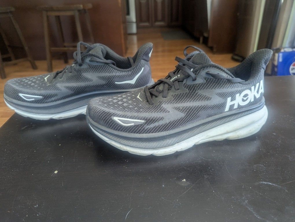 Hoka Clifton 9 Size 11D