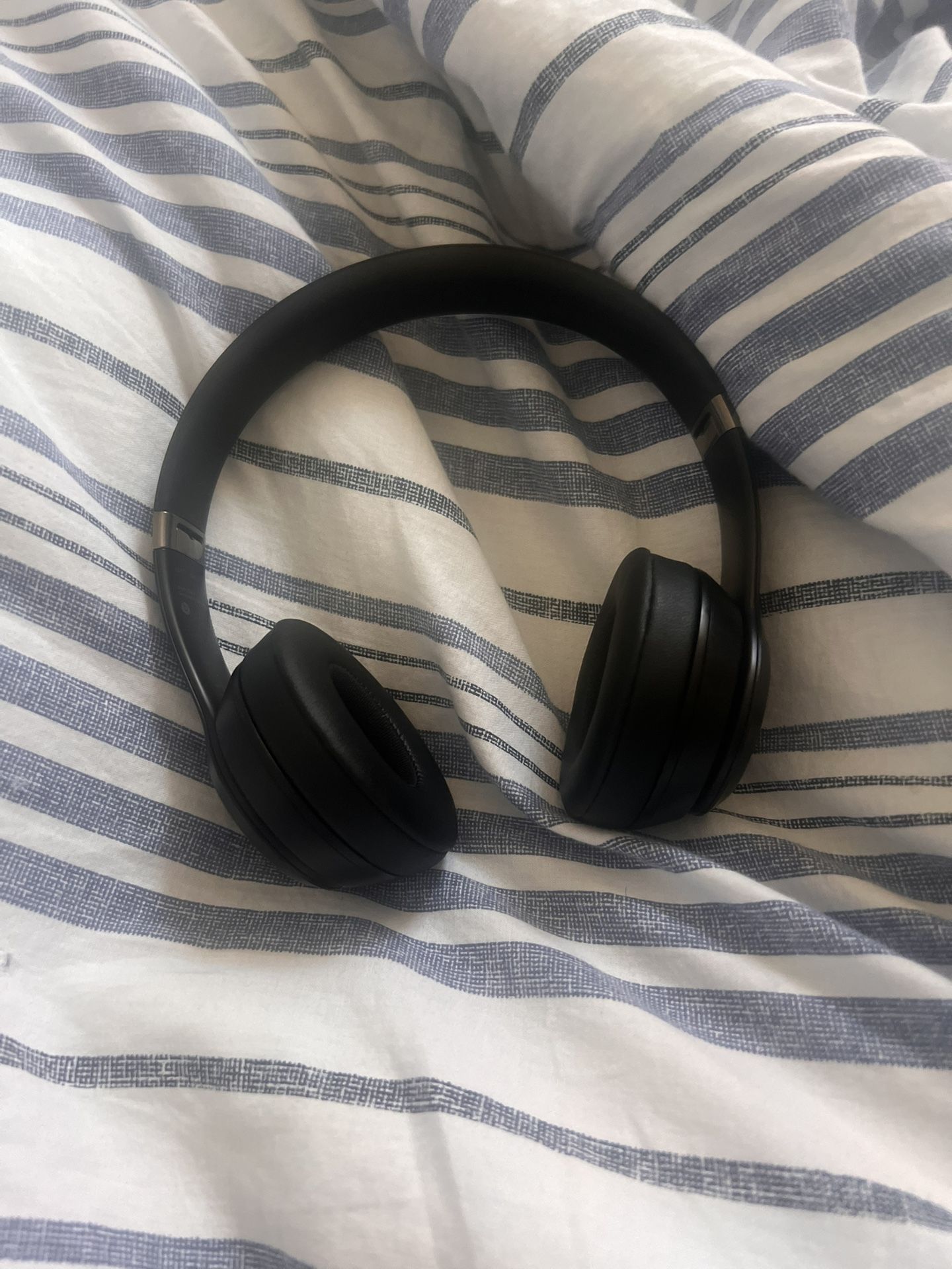 beats solo 4
