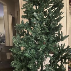 Fake Christmas Tree 6 Ft